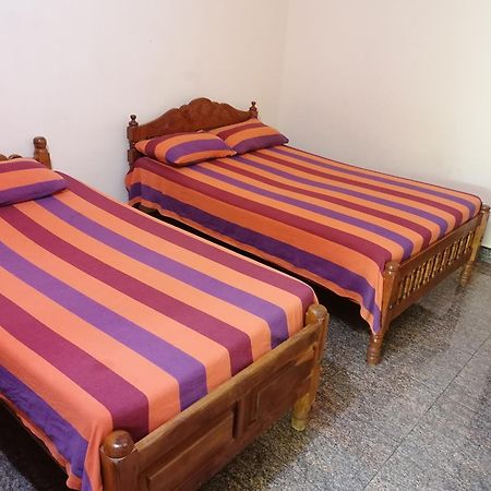 Naaval Beach Villa & Rooms Batticaloa Eksteriør bilde