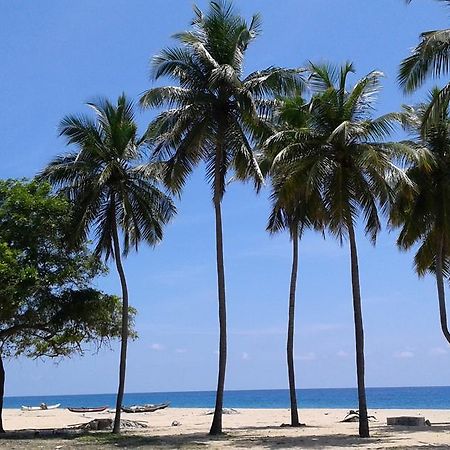 Naaval Beach Villa & Rooms Batticaloa Rom bilde