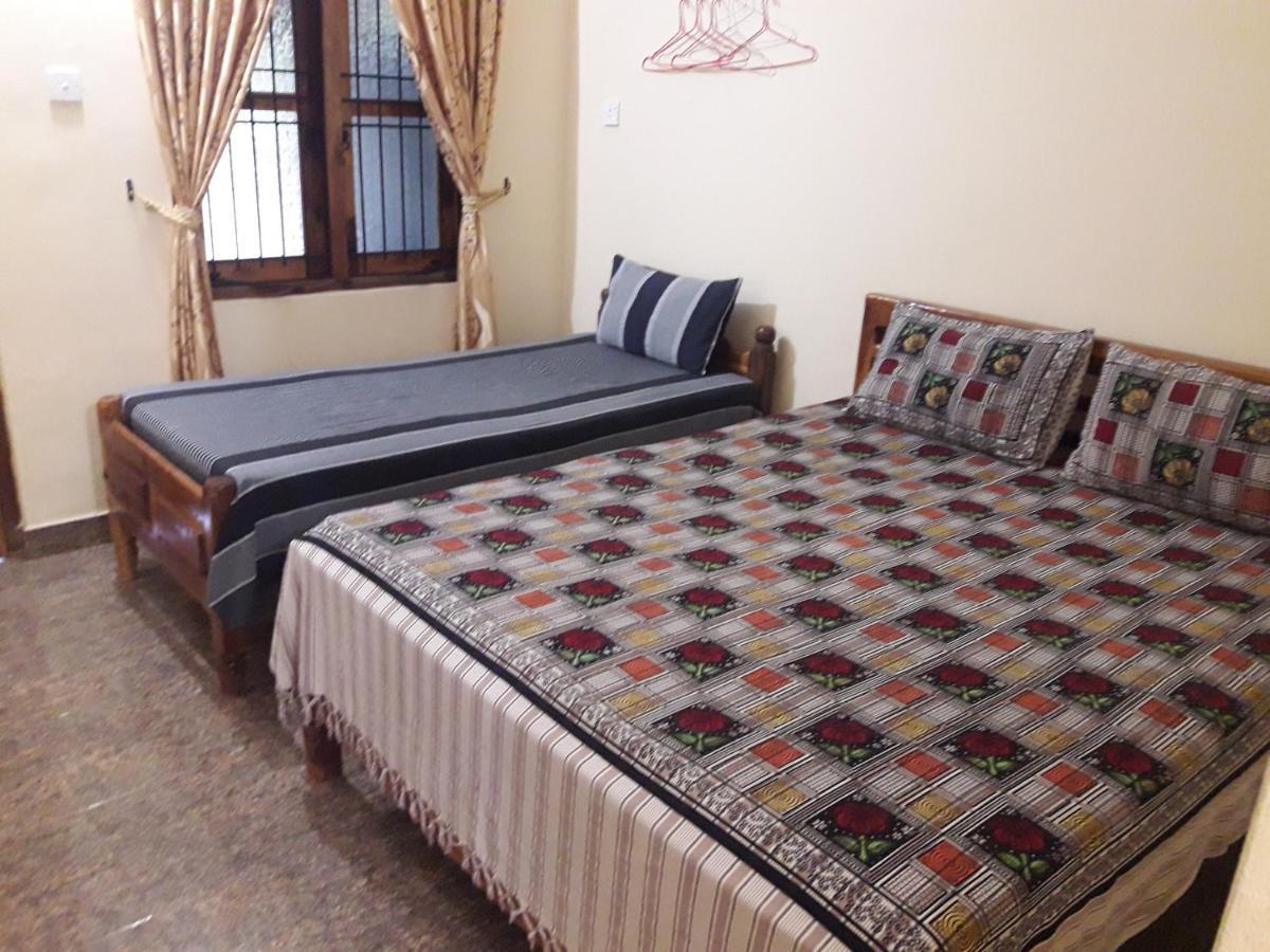 Naaval Beach Villa & Rooms Batticaloa Eksteriør bilde