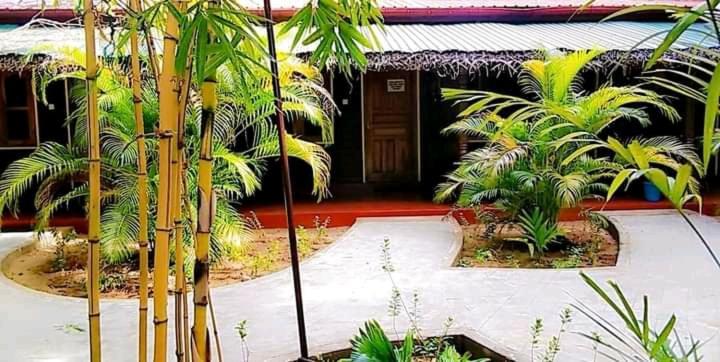 Naaval Beach Villa & Rooms Batticaloa Eksteriør bilde