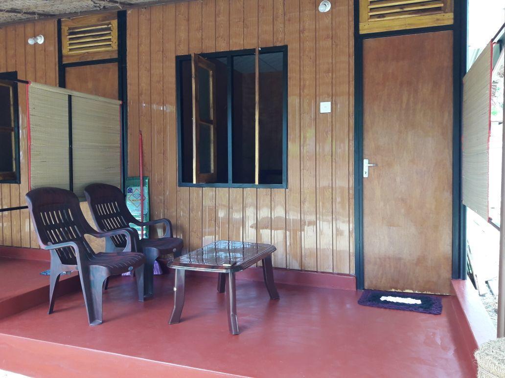 Naaval Beach Villa & Rooms Batticaloa Eksteriør bilde